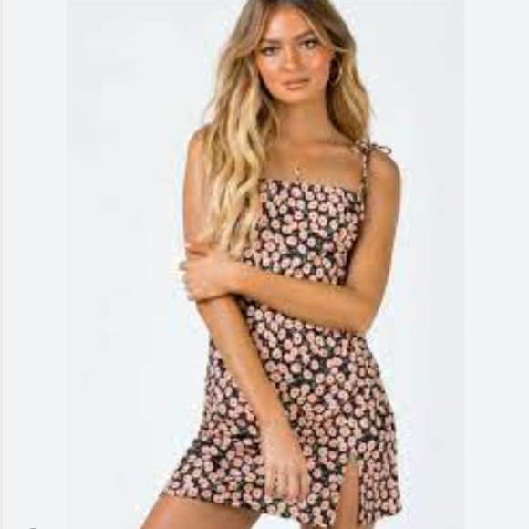 Princess Polly Franklyn mini dress | Black floral strappy mini dress | US size 0 - Picture 1 of 12